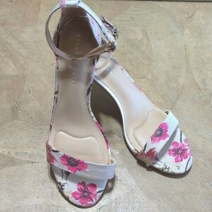 Kelly & Katie Pink Floral Strappy Heel NWT sz 8.5